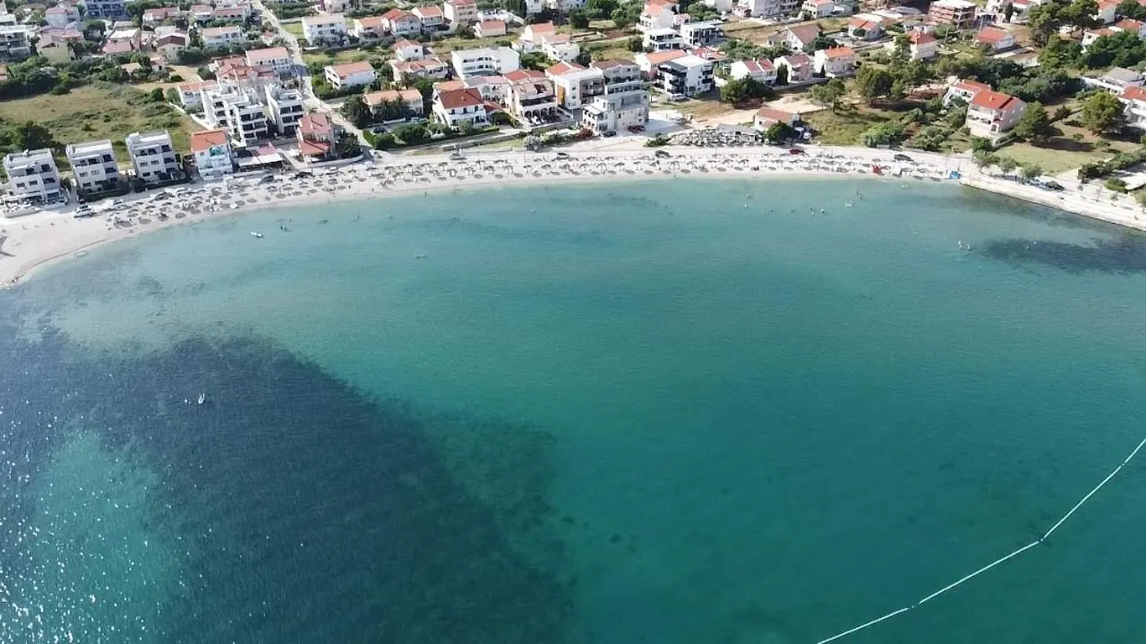 Apartment Apartmani Morska Vila Vir Croatia