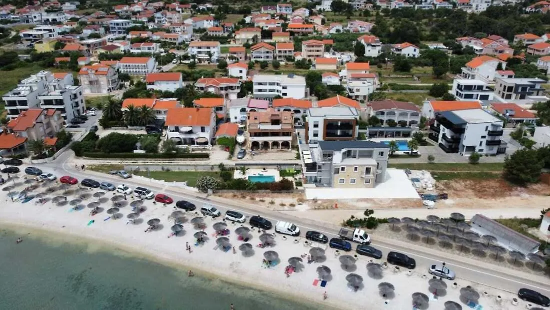 Apartmani Morska Vila Vir