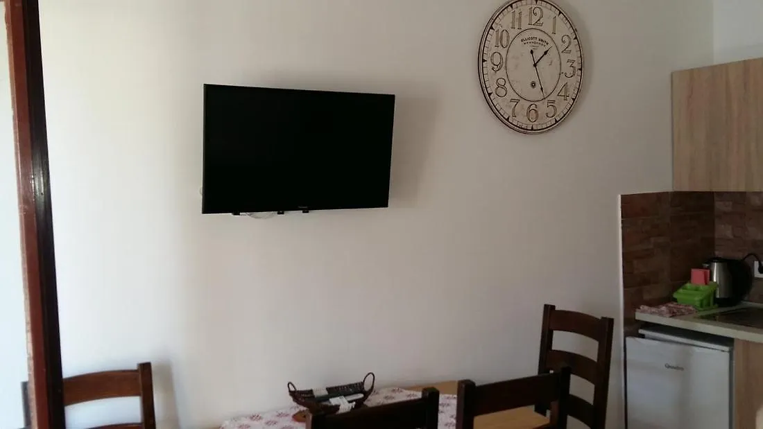 Apartmani Morska Vila Vir 0*,