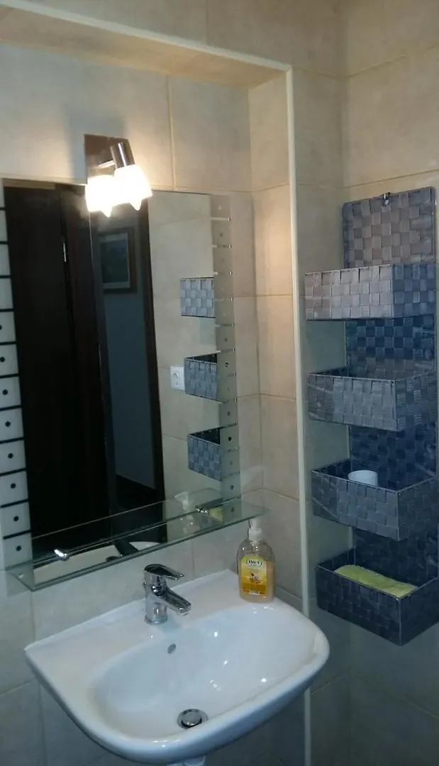 Apartmani Morska Vila Vir 0*,  Croatia