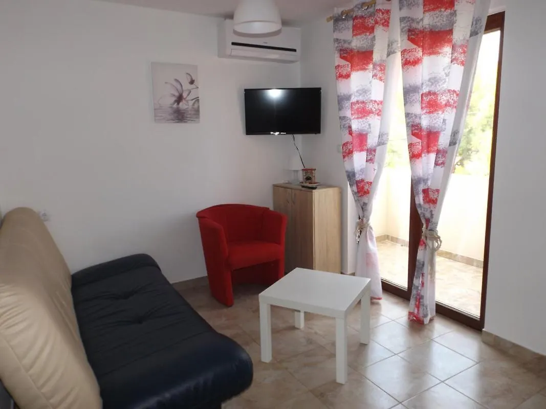 Apartmani Morska Vila Vir 0*,