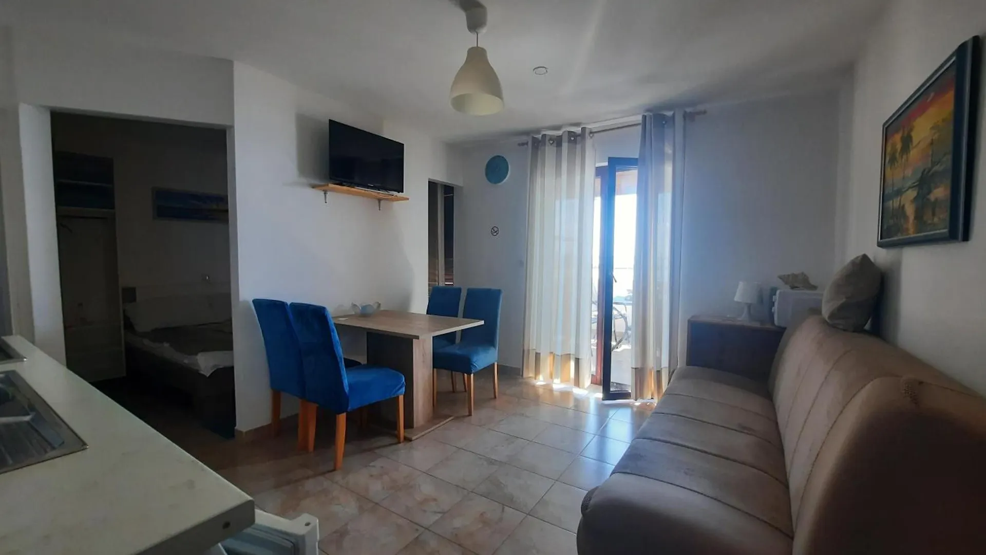 Apartmani Morska Vila Vir 0*,  Croatia
