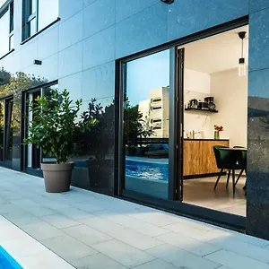 Olive Tree Mansion Apartment